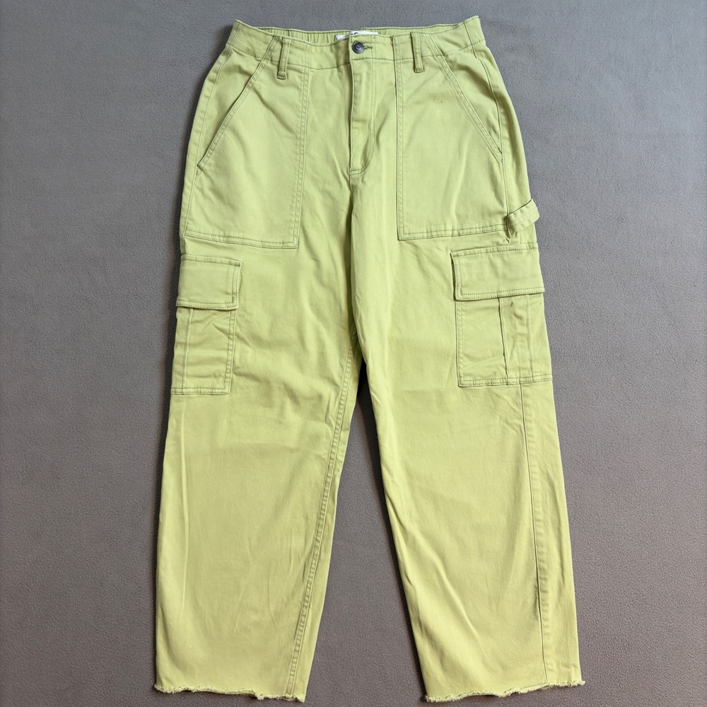 Hollister Women's Large Green Cargo Pants Ultra High Rise Raw Hem Cotton Blend - Picture 4 of 12